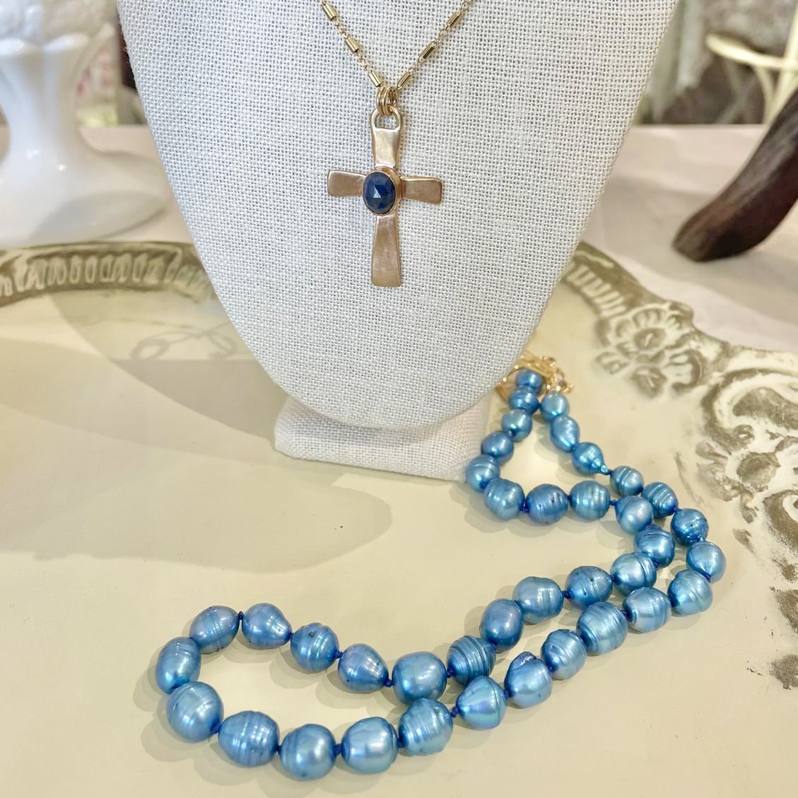 sapphireandbluepearls